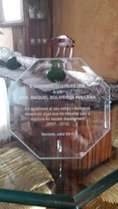 Placa commemorativa per a la regidora Raquel Soliveres