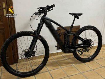 La Guàrdia Civil deté dos persones per la compravenda d’una bicicleta elèctrica valorada en més d’11.000 euros